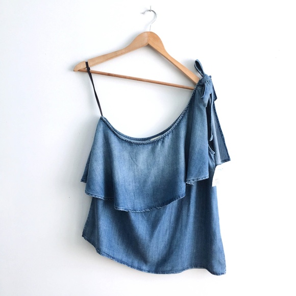 Anthropologie Tops - Cloth & Stone One Shoulder Ruffle Top - Medium Anthropologie Tops - Cloth & Stone One Shoulder Ruffle Top - Medium